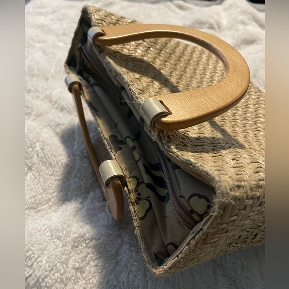 Covington tan purse - Picture 2 of 2